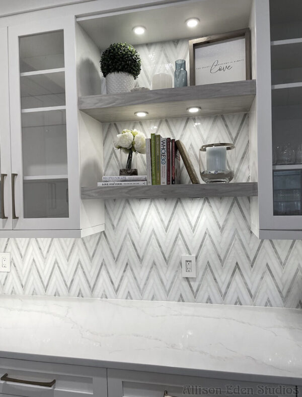 Pavlova Glass Mosaic Tile