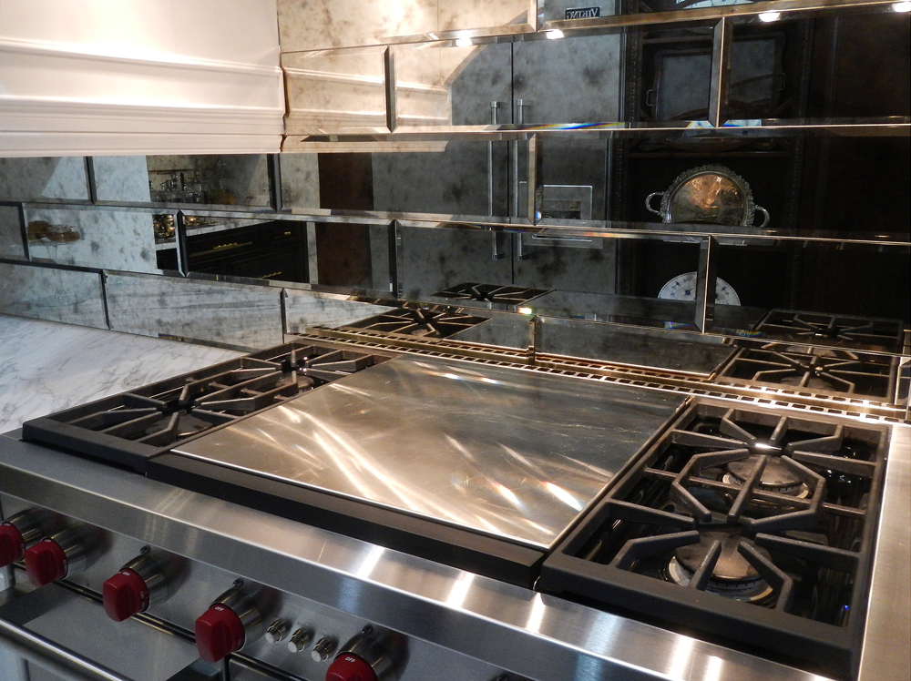 Allison eden Mega Beveled Bricks Backsplash